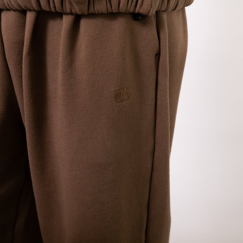 TWO-TUCKED URAKE SWEAT PANTS