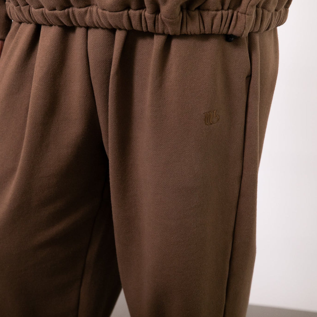 TWO-TUCKED URAKE SWEAT PANTS